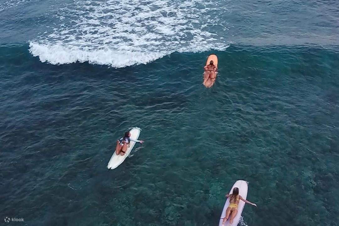 SurfingLessoninSelongBelanakBeachLombok.jpg