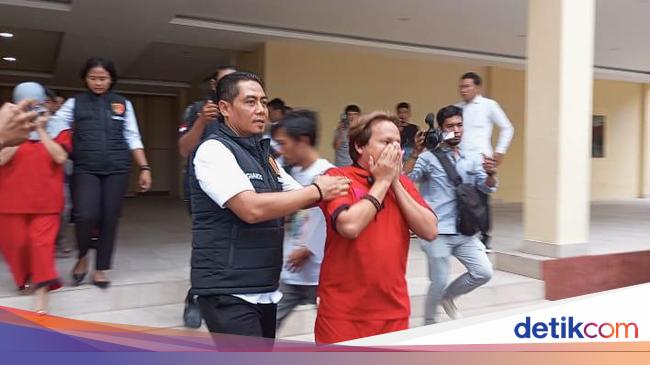 polda-ntb-menangkap-tiga-pelaku-tindak-pidana-perdagangan-orang-tppo-satu-di-antaranya-adalah-biduan-dangdut-ahmad-sahid-alias_169.jpeg
